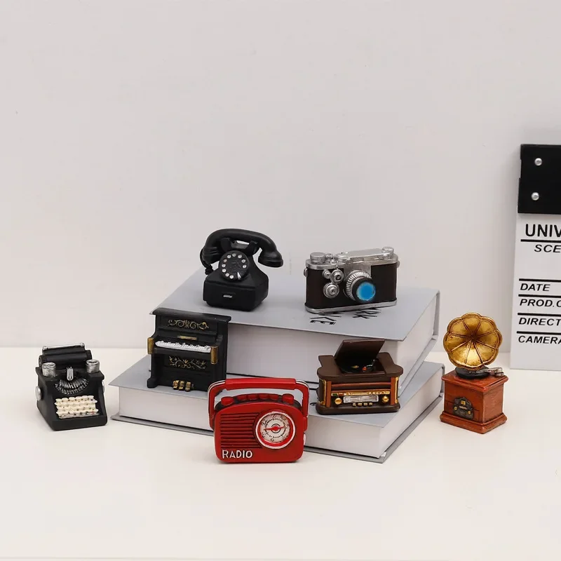 Collectible Vintage Cameras - خمر كاميرا صغيرة ديكور سطح المكتب