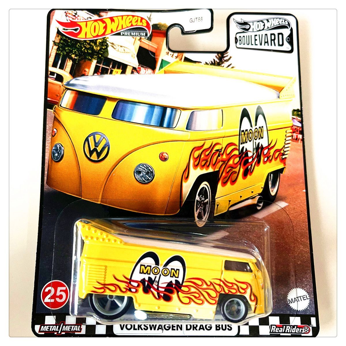 نموذج سيارة عجلات ساخنة بوليفا - مراجعة Mattel Collectible & Vintage Dolls وسعره