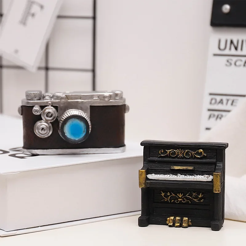 خمر كاميرا صغيرة ديكور سطح الم - مراجعة Collectible Vintage Cameras وسعره