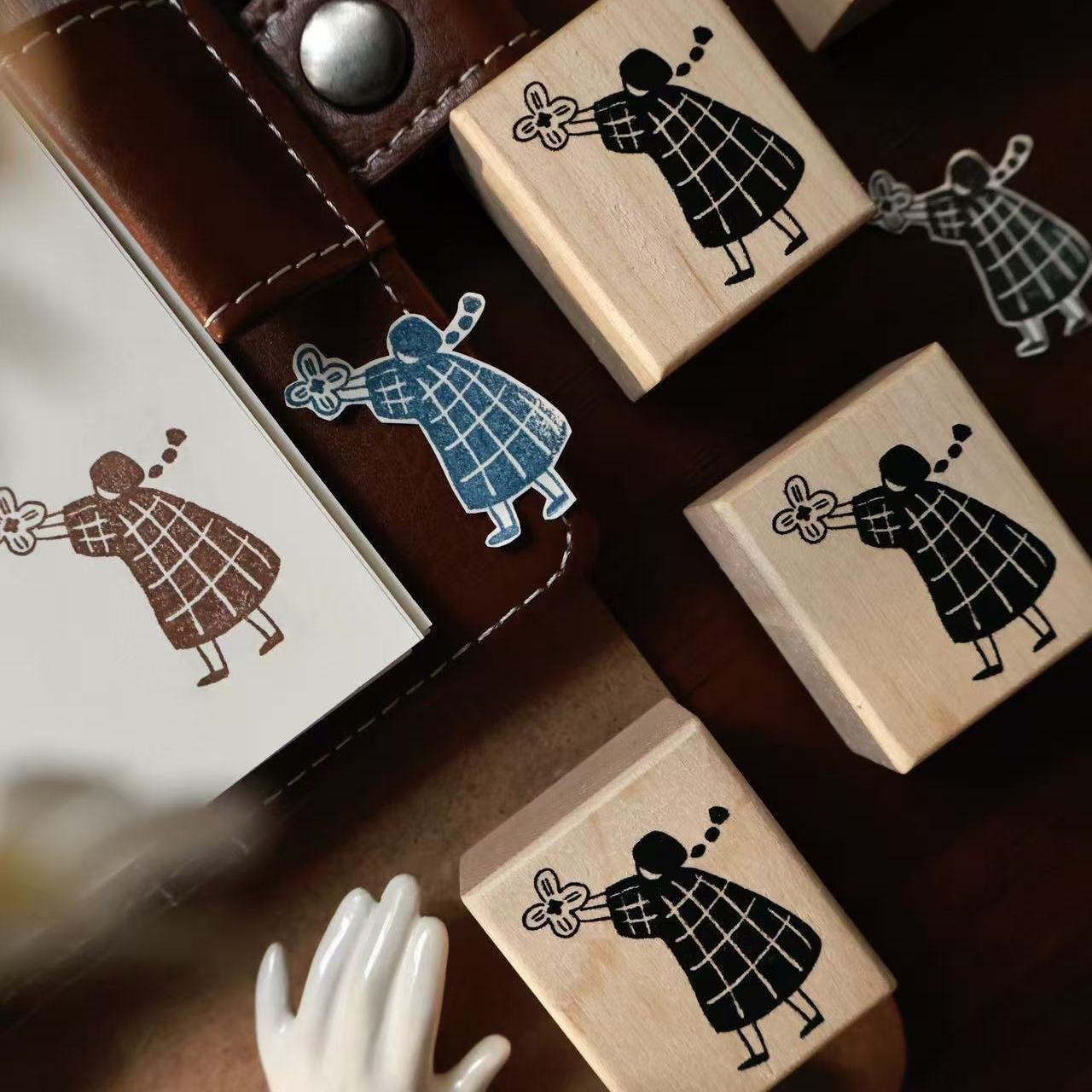 YiEr Studio Vintage مظلة كعكة  - مراجعة Vintage Collectible Stamps وسعره