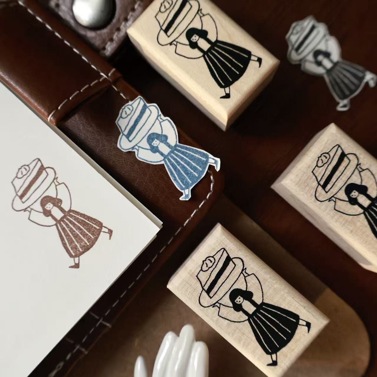 YiEr Studio Vintage مظلة كعكة  - مراجعة Vintage Collectible Stamps وسعره